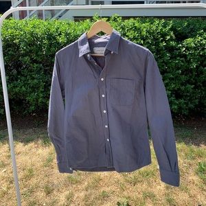 Men’s button down shirt from Wings & Horns. Size S. Made in Canada
